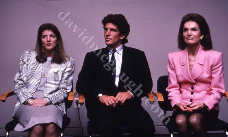 Jackie Onassis, Caroline Kennedy, John Kennedy Jr., 1989  Boston.jpg